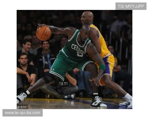 最新篮球抢断效率榜:顶级防守球员表现全面解析 最新篮球抢断效率榜:顶级防守球员表现全面解析