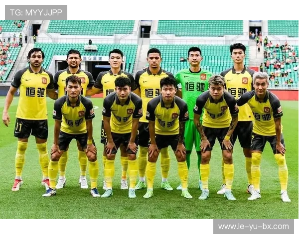 广州队中超重建启动:年轻阵容迎全新征程 广州队中超重建启动:年轻阵容迎全新征程