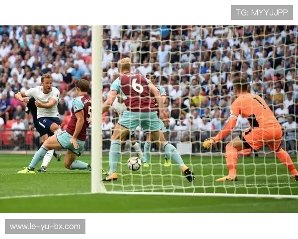 罗德里坐镇中场 成西班牙新节拍器